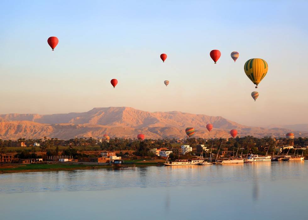 Hot Air Balloon Ride in Luxor
